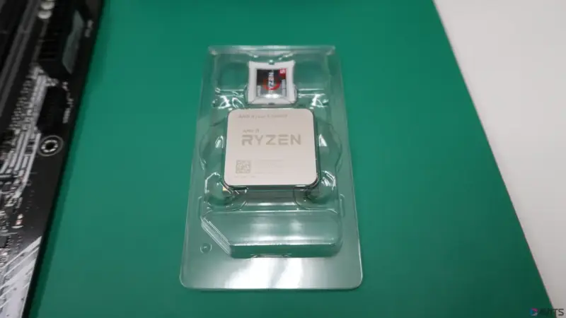 CPUはAMD Ryzen５Ⅱ
