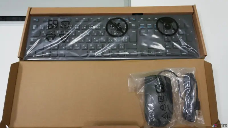 キーボードとマウスはともに新品未使用品！