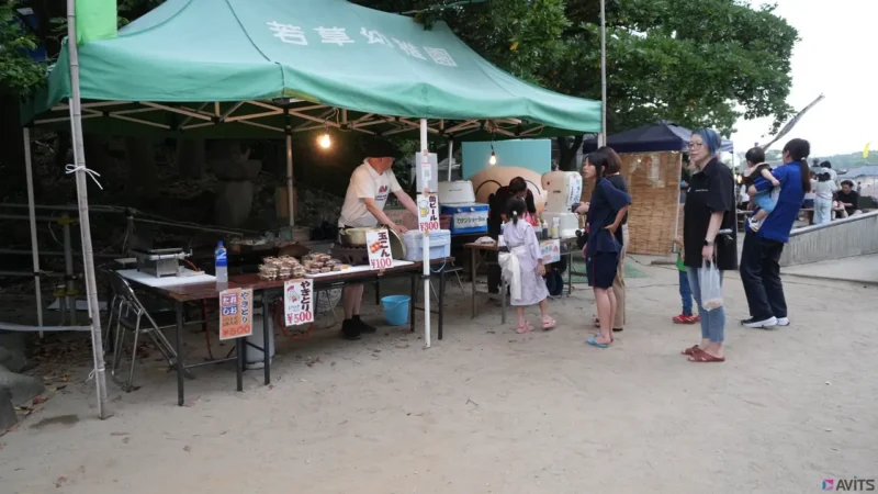 焼き鳥やかき氷のお店